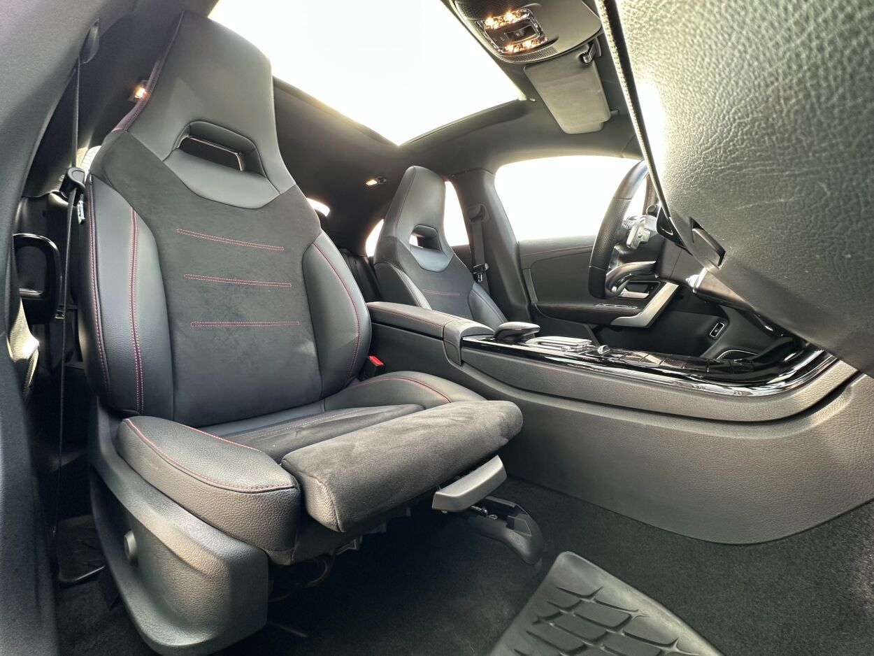 Mercedes-Benz CLA 200 AMG-line