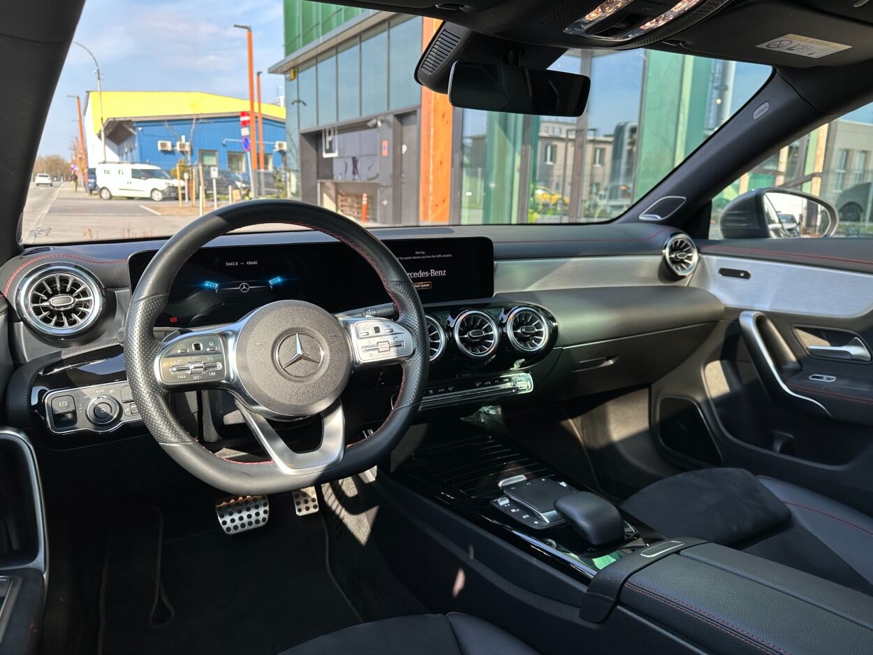 Mercedes-Benz CLA 200 Coupe AMG-Line