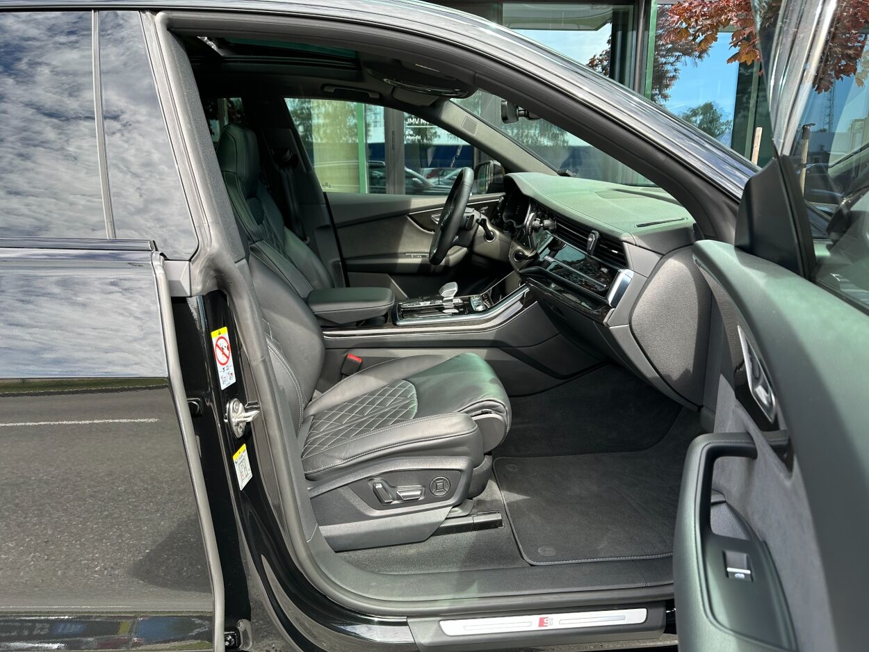 Audi Q8 50TDi quattro S-line