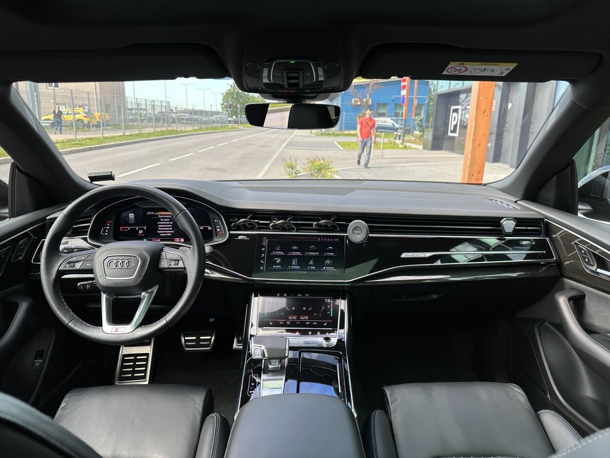 Audi Q8 50TDi quattro S-line