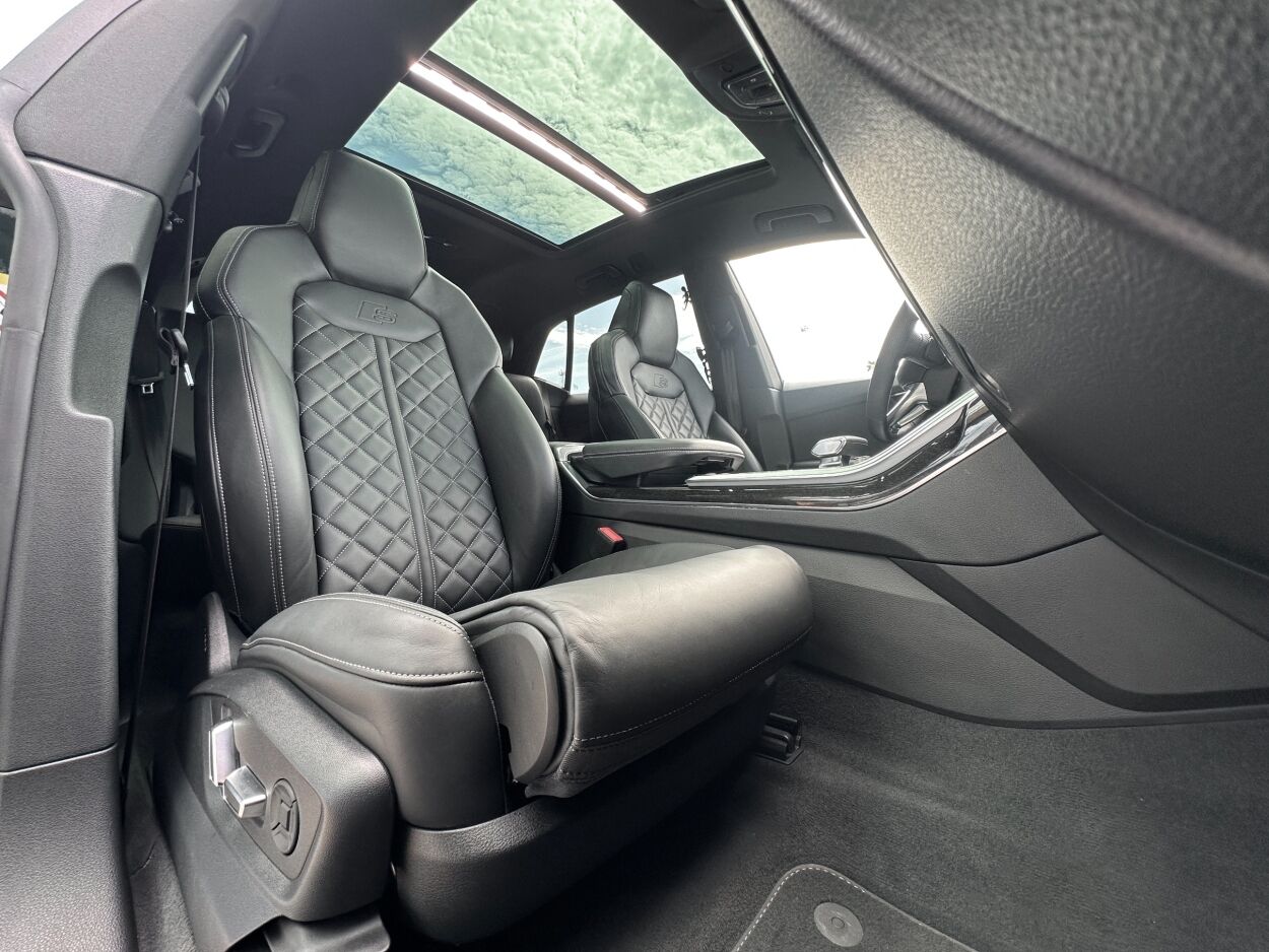 Audi Q8 50TDi quattro S-line