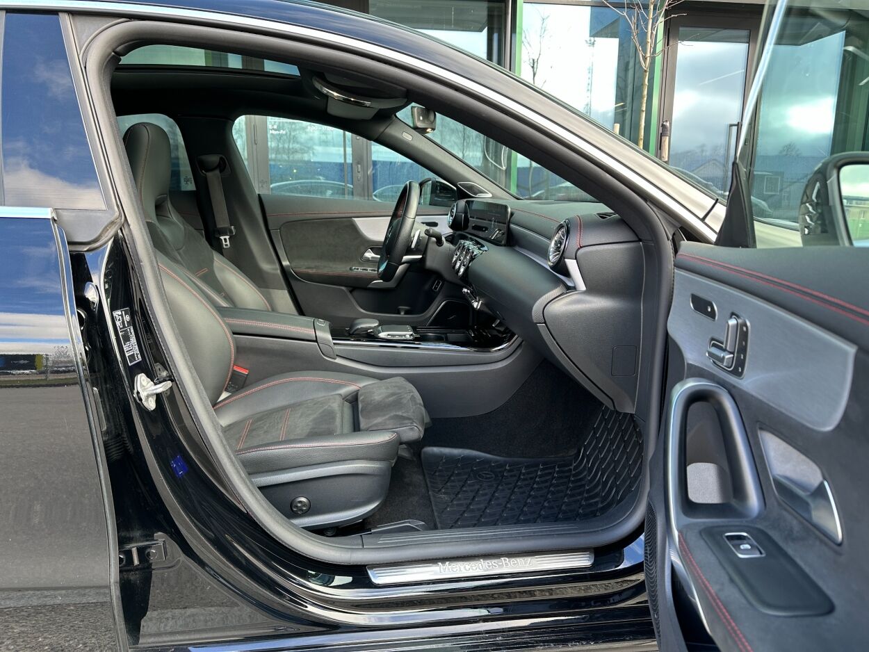 Mercedes-Benz CLA 200 AMG-line
