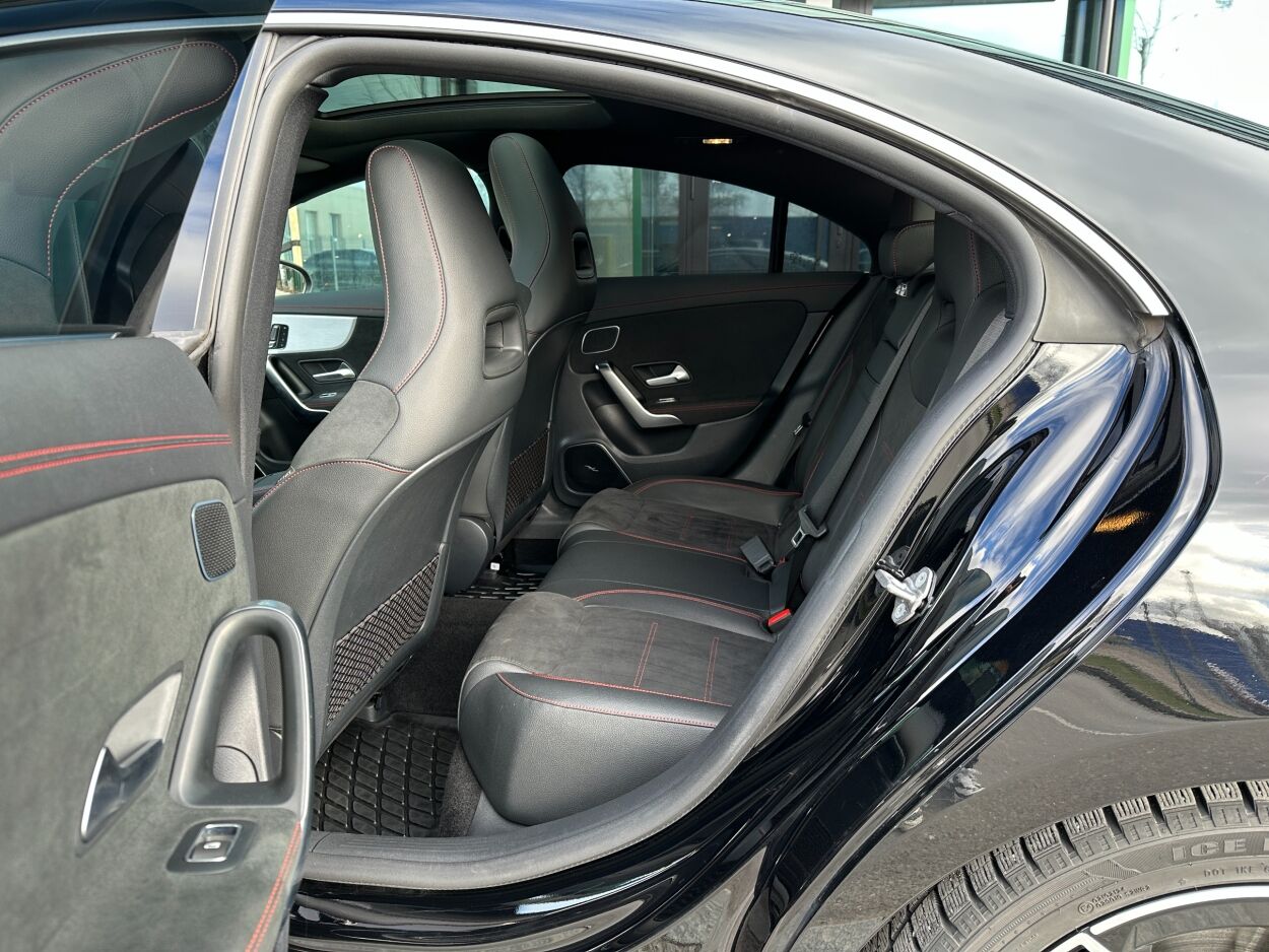Mercedes-Benz CLA 200 AMG-line