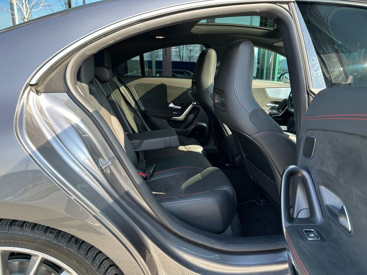 Mercedes-Benz CLA 200 Coupe AMG-Line